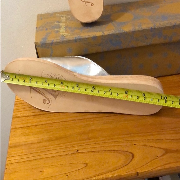 *Free People* Leather Wedges Sandals R1 - Picture 7 of 8